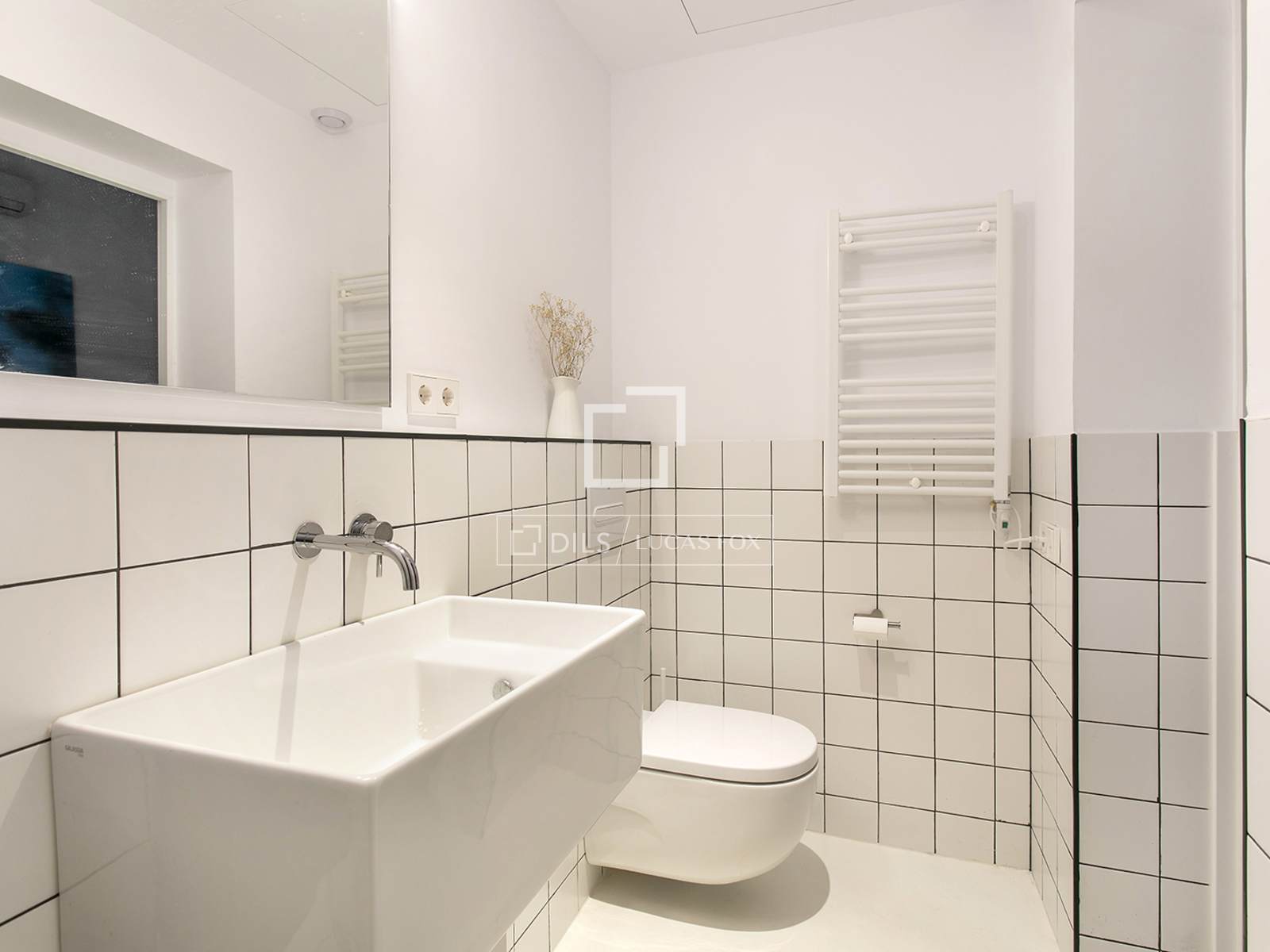 Appartamento a Barcelona, Spagna 1 camera da letto, 126 mq. N° 192692