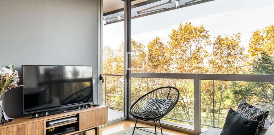 Apartamento en Barcelona, España 4 dormitorios, 96 m2 No. 192689