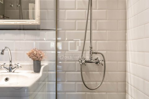 Apartamento en venta en Barcelona, España 4 dormitorios, 96 m2 No. 192689 - foto 25