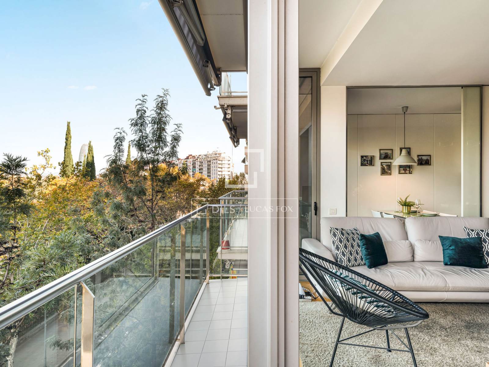 Apartment in Barcelona, Spain 4 bedrooms, 96 sq.m. No. 192689