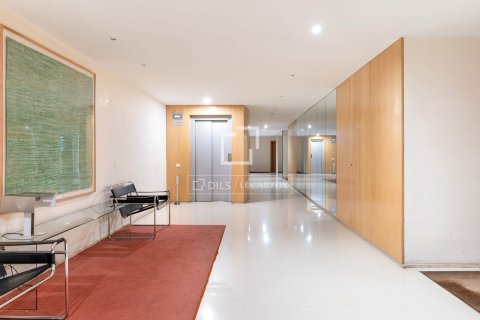 Apartamento en venta en Barcelona, España 4 dormitorios, 96 m2 No. 192689 - foto 30