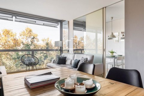 Apartamento en venta en Barcelona, España 4 dormitorios, 96 m2 No. 192689 - foto 2