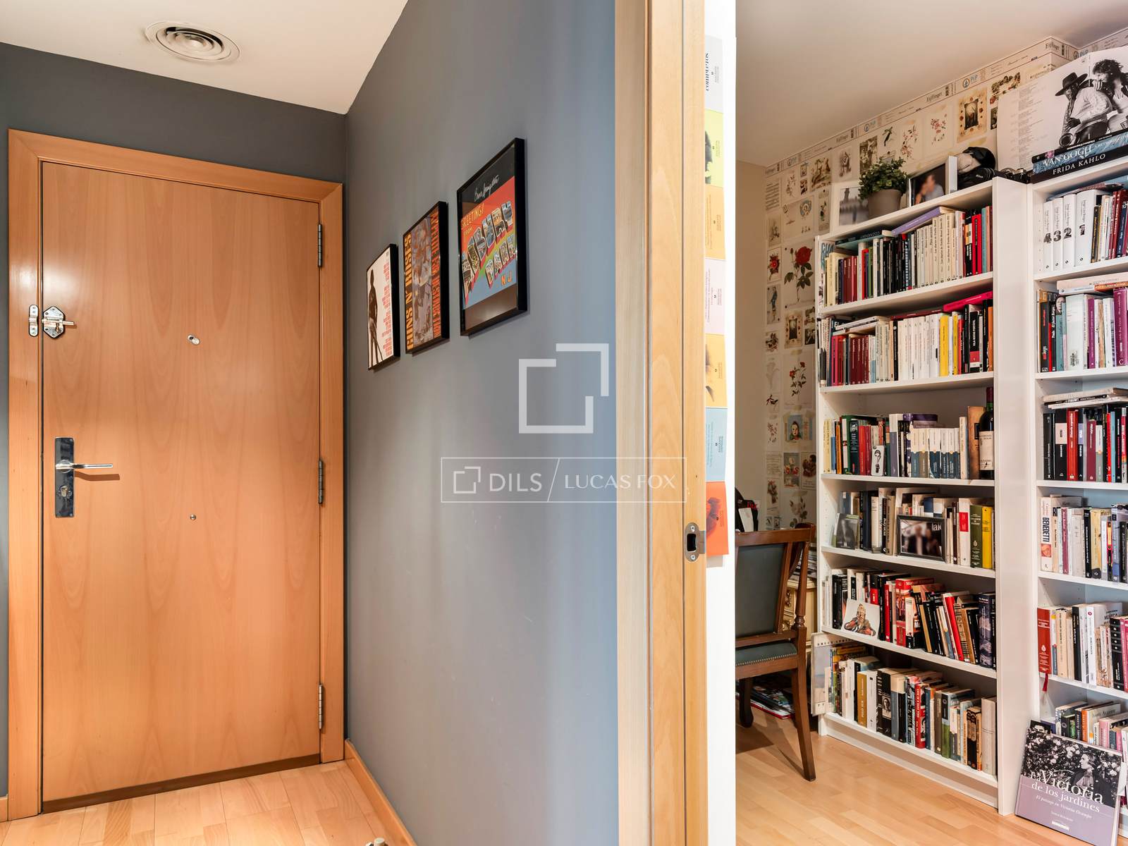 Apartment in Barcelona, Spain 4 bedrooms, 96 sq.m. No. 192689