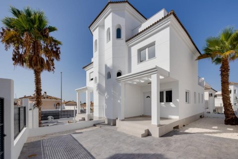Huvila myytävänä Urbanizacion La Marina-El Oasis, Alicante, Espanja, 3 makuuhuonetta, 109 m2 No. 137597 - kuva 1