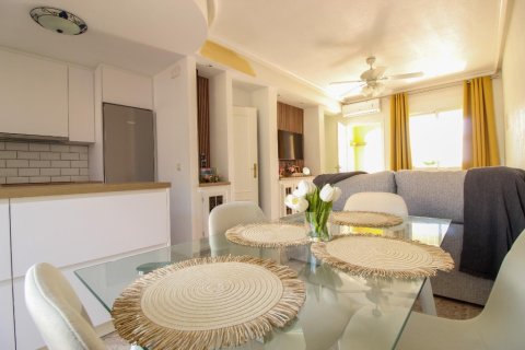 Villetta a schiera in vendita a Cabo Roig, Alicante, Spagna 2 camere da letto, 64 mq. N° 146142 - foto 12