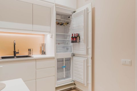 Lägenhet till salu i Barcelona, Spanien 3 sovrum, 60 kvm. Nr. 160718 - foto 13