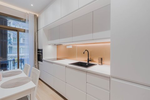 Lägenhet till salu i Barcelona, Spanien 3 sovrum, 60 kvm. Nr. 160718 - foto 9