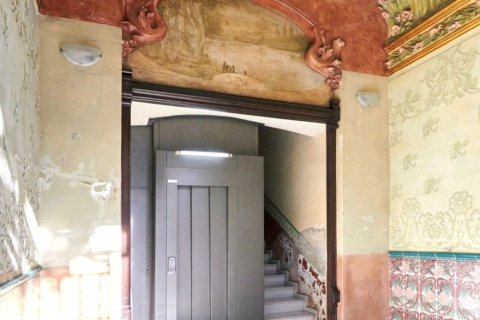 Продажа квартиры в Барселона, Испания 2 спальни, 80м2 №160719 - фото 22