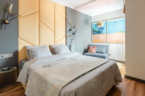 Huoneisto myytävänä Barcelona, Espanja, 2 makuuhuonetta, 83 m2 No. 160721 - kuva 18