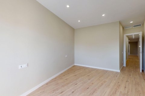 Dzīvoklis pārdošanā Barcelona, Spānijā 4 istabas, 110 m2 Nr. 160724 - attēls 17