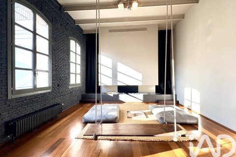 Kattohuoneisto vuokrattavana Barcelona, Espanja, 2 makuuhuonetta, 293 m2 No. 172098 - kuva 3