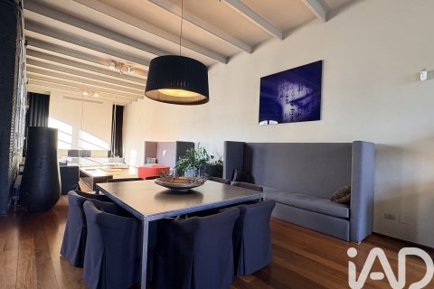 Kattohuoneisto vuokrattavana Barcelona, Espanja, 2 makuuhuonetta, 293 m2 No. 172098 - kuva 10