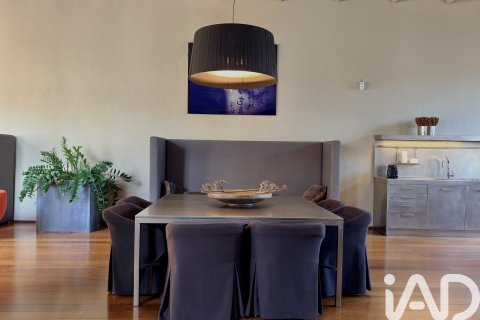 Kattohuoneisto vuokrattavana Barcelona, Espanja, 2 makuuhuonetta, 293 m2 No. 172098 - kuva 9