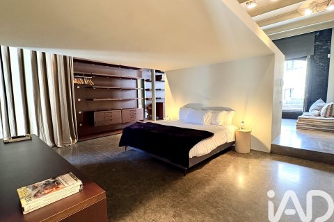 Kattohuoneisto vuokrattavana Barcelona, Espanja, 2 makuuhuonetta, 293 m2 No. 172098 - kuva 17