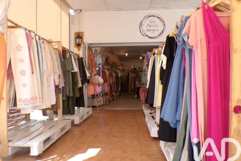 Liikekiinteistö vuokrattavana Calvia, Mallorca, Espanja, 2 makuuhuonetta, 106 m2 No. 172092 - kuva 3