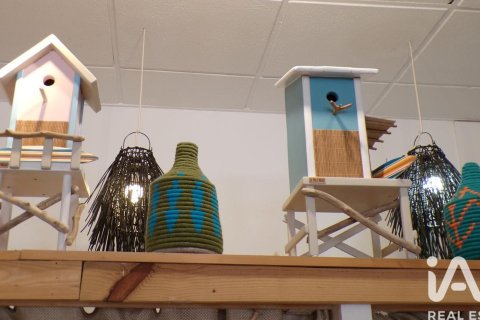 Liikekiinteistö vuokrattavana Calvia, Mallorca, Espanja, 2 makuuhuonetta, 106 m2 No. 172092 - kuva 13