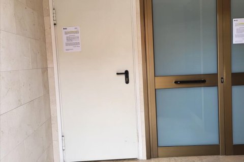 Autotallit myytävänä Rubi, Barcelona, Espanja , 11 m2 No. 186270 - kuva 9