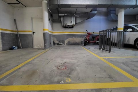 Autotallit myytävänä Rubi, Barcelona, Espanja , 11 m2 No. 186270 - kuva 7