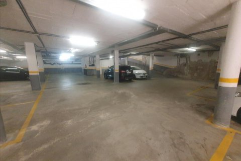 Autotallit myytävänä Rubi, Barcelona, Espanja , 11 m2 No. 186270 - kuva 4