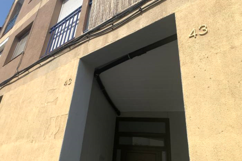 Huoneisto myytävänä Rubi, Barcelona, Espanja, 3 makuuhuonetta, 61 m2 No. 186275 - kuva 2