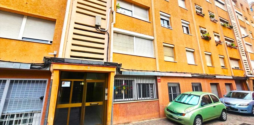 Appartamento a Rubi, Barcelona, Spagna 2 camere da letto, 62 mq. N° 186274
