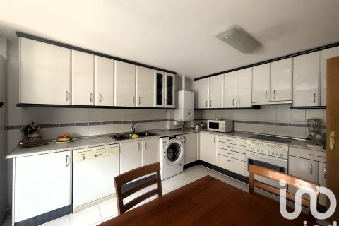 Kamienica w Alcala de Henares, Madrid, Hiszpania 6 sypialni, 275 mkw. nr 153002 – zdjęcie 12