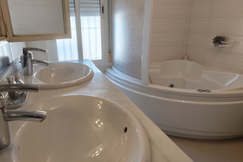 Māja pārdošanā Catral, Alicante, Spānijā 4 istabas, 295 m2 Nr. 152999 - attēls 16