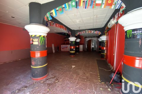 Commercial property for sale in Chiclana de la Frontera, Cadiz, Spain 122 sq.m. No. 153001 - photo 2