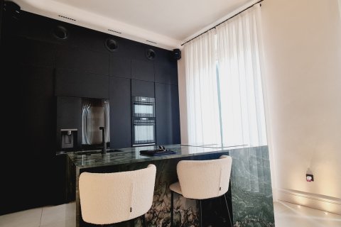 Huoneisto myytävänä Malaga, Espanja, 4 makuuhuonetta, 198.5 m2 No. 152998 - kuva 4