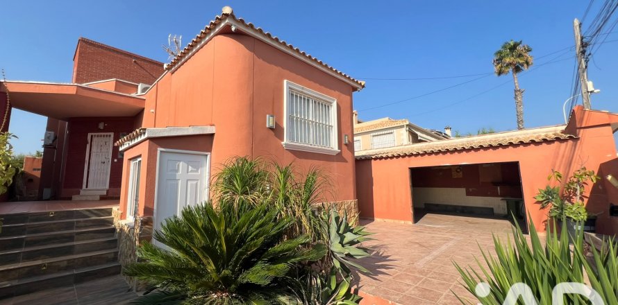 House in Torrevieja, Alicante, Spanien 3 Schlafzimmer, 176 m2 Nr. 192119