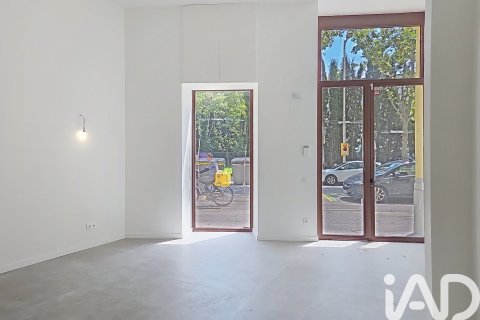 Lokal usługowy w Barcelona, Hiszpania 63 mkw. nr 192122 – zdjęcie 3