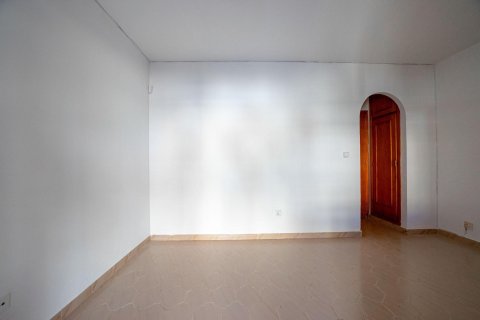 Bungalow for sale in Torrevieja, Alicante, Spain 1 bedroom, 36 sq.m. No. 193746 - photo 11