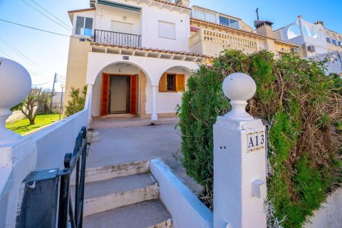 Bungalow for sale in Torrevieja, Alicante, Spain 1 bedroom, 36 sq.m. No. 193746 - photo 4