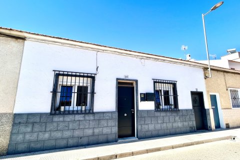 Townhouse in San Miguel de Salinas, Alicante, Spain 4 bedrooms, 126 sq.m. No. 189840