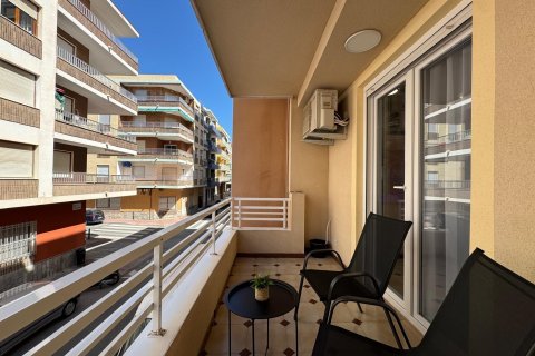 Apartamento en venta en Torrevieja, Alicante, España 3 dormitorios, 100 m2 No. 189845 - foto 13