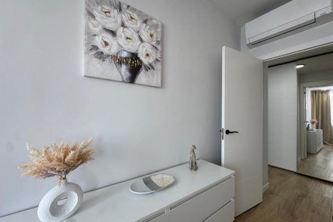 Apartamento en venta en Torrevieja, Alicante, España 3 dormitorios, 100 m2 No. 189845 - foto 11