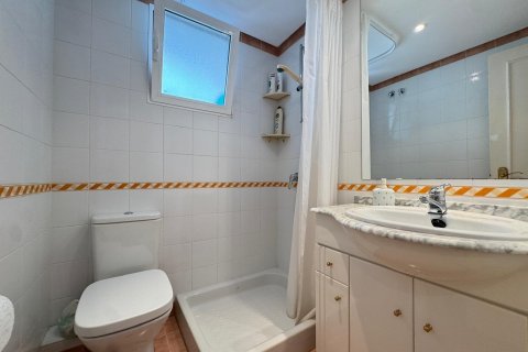 Apartamento en venta en Torrevieja, Alicante, España 3 dormitorios, 133 m2 No. 189844 - foto 24