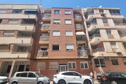 Apartment à Torrevieja, Alicante, Espagne 3 chambres, 105 m2 No. 189843