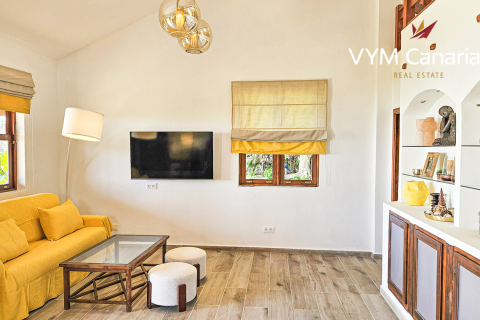 Finca for rent in Guia de Isora, Tenerife, Spain 2 bedrooms, 150 sq.m. No. 164417 - photo 8