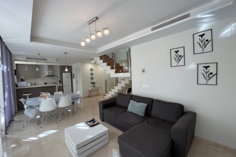 Apartment à vendre Villajoyosa, Alicante, Espagne, 3 chambres, 181 m2 No. 116695 - photo 1