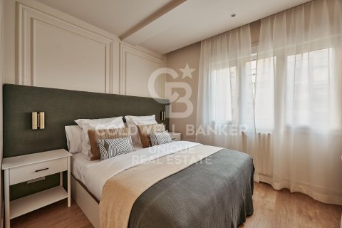 Apartamento en venta en Madrid, España 5 dormitorios, 245 m2 No. 157784 - foto 16