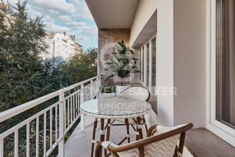 Apartamento en venta en Madrid, España 5 dormitorios, 245 m2 No. 157784 - foto 7