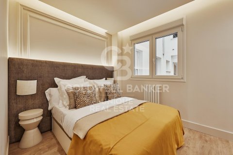 Apartamento en venta en Madrid, España 5 dormitorios, 245 m2 No. 157784 - foto 14