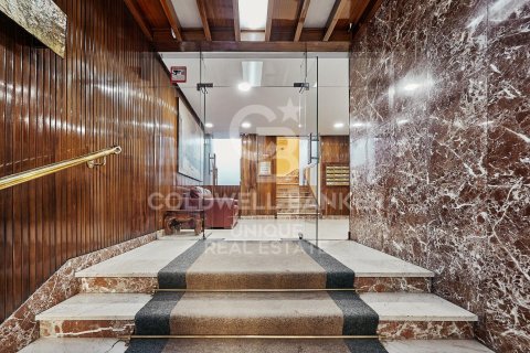 Apartamento en venta en Madrid, España 5 dormitorios, 245 m2 No. 157784 - foto 13