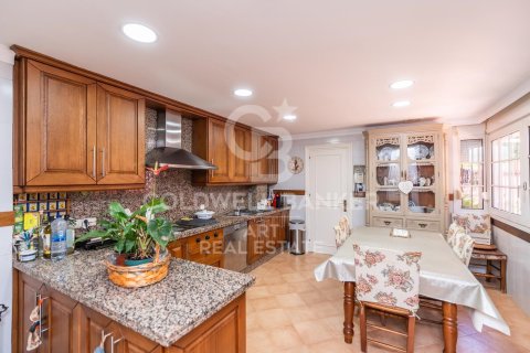 Villa in vendita a Estepona, Malaga, Spagna 6 camere da letto, 540 mq. N° 157782 - foto 7