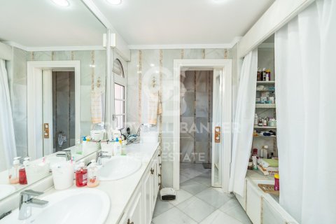 Villa in vendita a Estepona, Malaga, Spagna 6 camere da letto, 540 mq. N° 157782 - foto 11