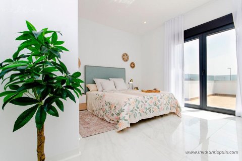 Villa till salu i Vistabella, Alicante, Spanien 3 sovrum, 100 kvm. Nr. 179378 - foto 8