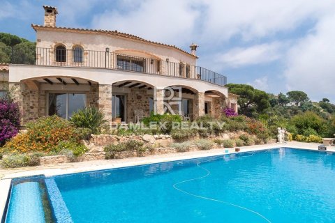 Willa w Platja D'aro, Girona, Hiszpania 5 sypialni, 425 mkw. nr 176738