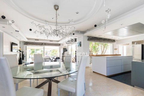 Villa in vendita a Empuriabrava, Girona, Spagna 4 camere da letto, 282 mq. N° 176740 - foto 8