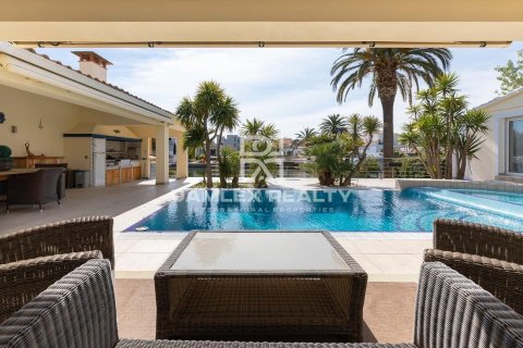 Villa in vendita a Empuriabrava, Girona, Spagna 4 camere da letto, 282 mq. N° 176740 - foto 25